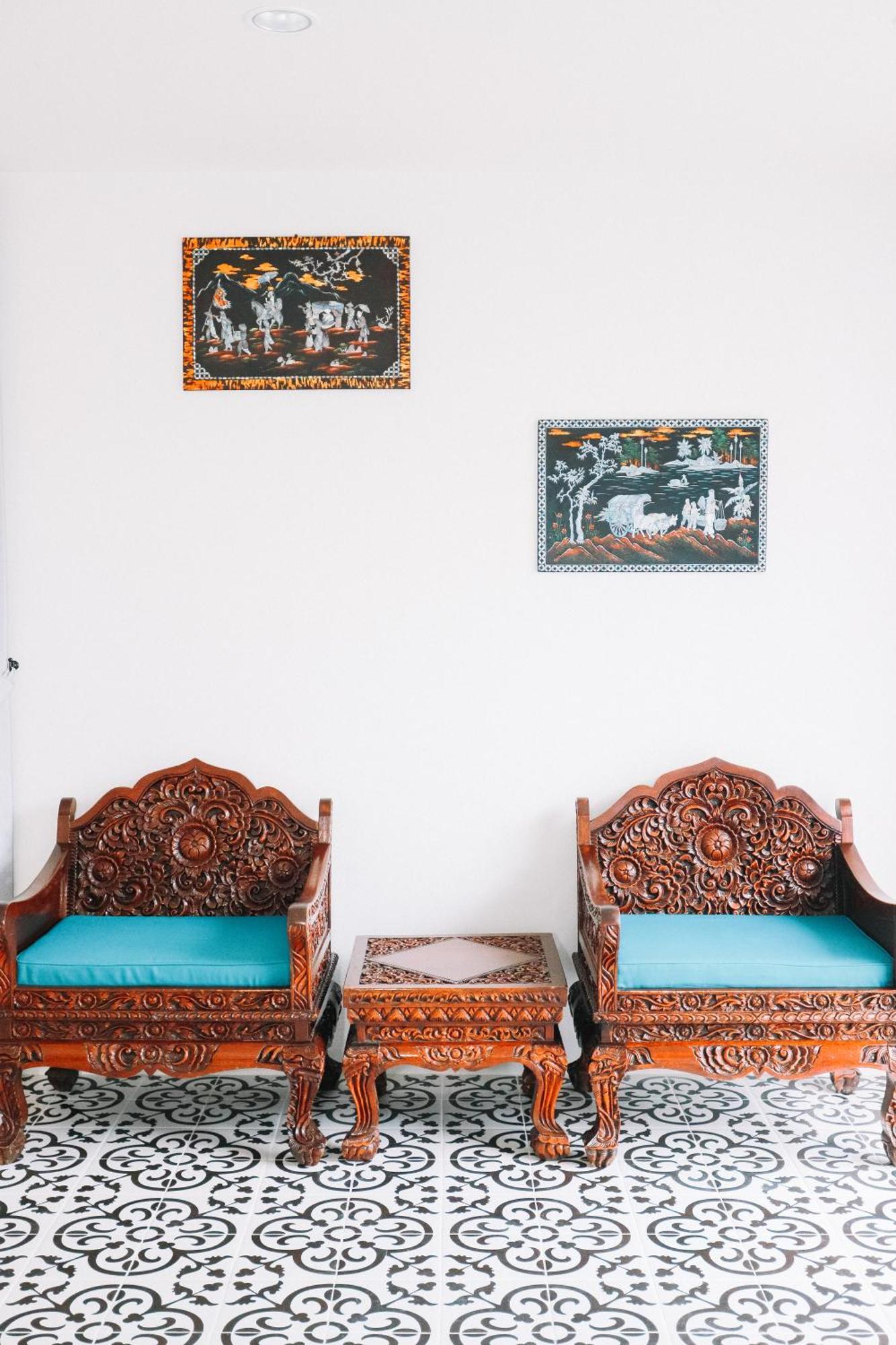 Chertel Poshtel Ban Chamun Exterior photo